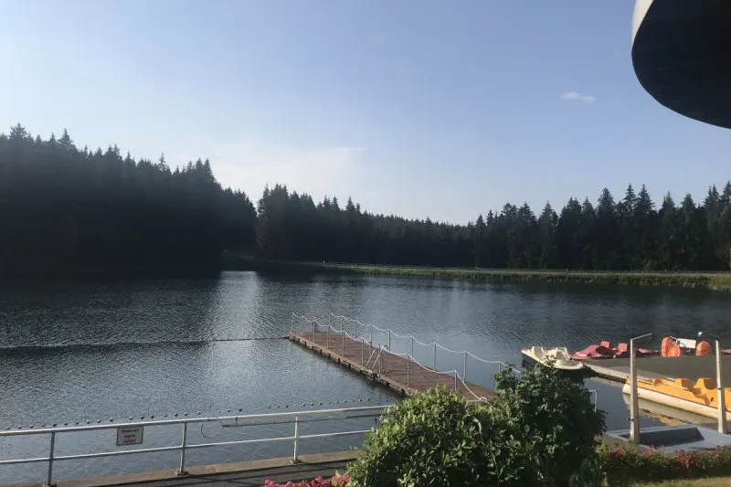 Die Badestelle am Kuttelbacher Teich startet in die Saison